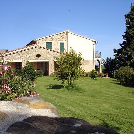 Agriturismo Podere Micitto Usi Bagian luar foto